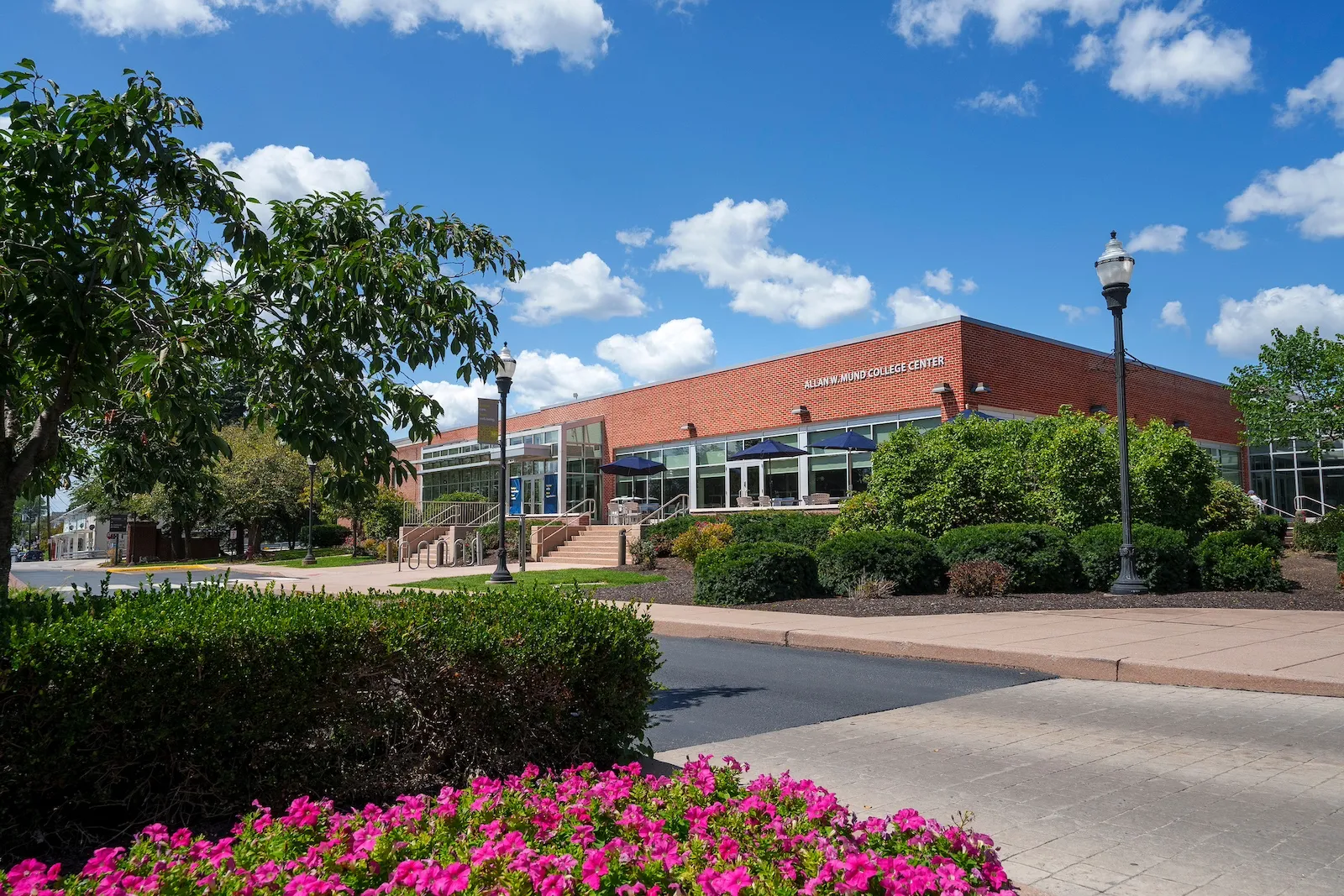 Mund College Center exterior