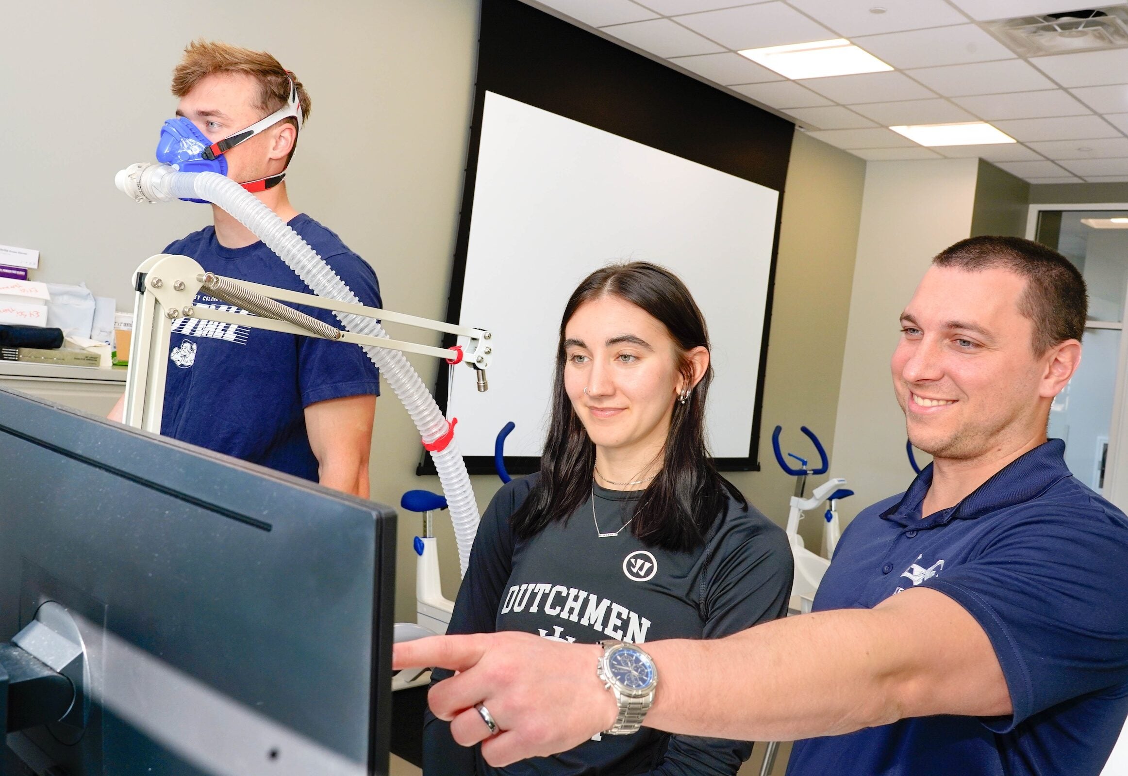 LVC exercise science students and faculty demonstrate equipment